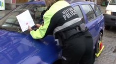 Strážník rozdával pokuty a peníze si nechával