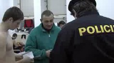 Policisté a celníci kontrolovali cizince na Královéhradecku