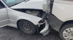 Hromadná nehoda uzavřela dálnici D1 ve směru na Prahu. Havarovala čtyři auta
