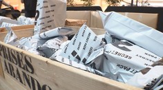 V Praze prodávají ztracené balíčky. Je to zábava i napětí, pochvalují si zákazníci