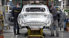 Renault po Zelenského kritice otočil. Výrobu v Rusku po pár dnech zase stopl