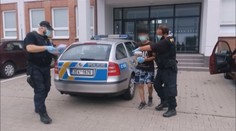 Na Pardubicku chytili cizince s kožní nemocí. "Jsem z Afghánistánu!" tvrdí