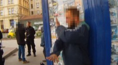 Muž tvrdil, že má vojenský výcvik, a napadl policistu! Hořce litoval