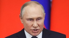 Putina zatlačili do kouta, je připravený použít jaderné zbraně, tvrdí expert