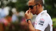 McLaren zvýšil nabídku, dá Hamiltonovi stejně jako Mercedes