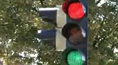 VIDEO: Semafor v centru Prahy se zbláznil