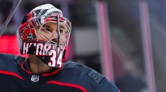Petr Mrázek má zbrusu novou masku. Vzdává hold Torontu