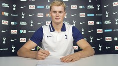 Skvělé zprávy! Kinský dostal pracovní povolení, proti Liverpoolu může nastoupit