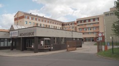 Nemocnice zasažená svrabem. Vedení podle zaměstnanců problém ignoruje