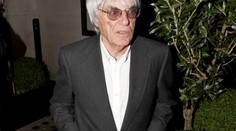 10 let v base? Kdepak! Ecclestone se vykoupil za "pětistovku"