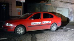 Příslušníci GIBS obvinili pracovníka vězeňské služby a další osobu z loupeže a vydírání