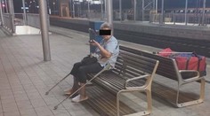 Na nádraží našli zmatenou ženu, seděla tam hodiny. Vylákal ji podvodník