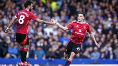 Manchester United zachránil další možný krach. S Evertonem vybojoval bod