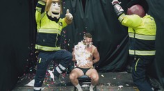 Štáfek se dostal do křížku s maskoty Sparty. Hvězda Novy skončila svázaná
