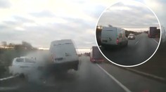 Záběry z tragické nehody na D8: Takhle smetla dodávka osobák v protisměru