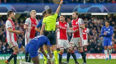 Hráč Ajaxu zatčen! Nizozemský reprezentant pobodal příbuzného!