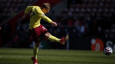 Vydra se opět trefil za Burnley! Česká dvojice z West Hamu asistovala