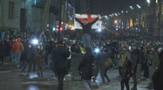 Demonstranti zvítězili. Gruzínská vláda stáhla návrh kontroverzního zákona