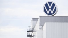 Volkswagen dál padá do propasti. Škodovka přitom hlásí skvělý rok
