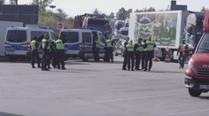 Kolony na hranicích. Kamiony stojí na německé i české straně