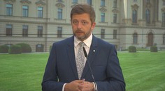 Vláda se rozhodla Mlejnka neodvolat. Měl také sehrát pozitivní roli při objasňování kauzy Dozimetr