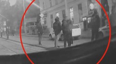 Opilý řidič vrazil do autobusu a zranil cestujícího. Policie hledá svědky