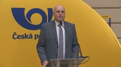 Fronty jsou už teď. Pobočky to ale zvládnou, tvrdí šéf České pošty