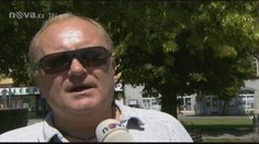 Kamarádi uprchlého recidivisty Husnaje: Petře, vzdej se!