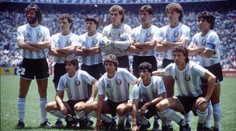 Argentinský fotbal pláče, zemřel střelec gólu z finále MS 1986
