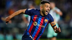 Barcelona se loučí s dalším hráčem. Po 11 letech končí legendární obránce