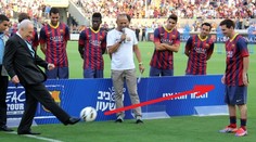 Pane prezidente?! Messi dostal od staříka na choulostivá místa!