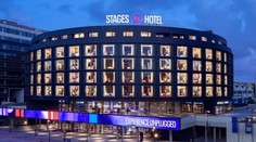 Moderní hotel získal titul Stavba roku. Porotu si získal netradičními prvky