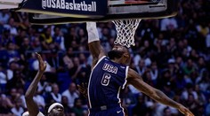 LeBron James odvrátil velkou blamáž. USA málem prohrály s trpaslíkem