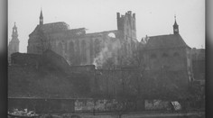 Praha zůstala rozbombardovaná celá léta. Takhle se místa změnila