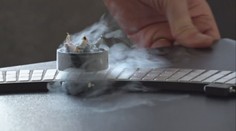 Magnetické koleje a krystaly měnící světlo. Začal Týden Akademie věd