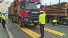 Dvě třetiny kamionů nedodržují váhové limity. Jsou často přetížené