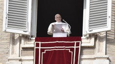 Papež vypíná fontány po celém Vatikáně! Může za to sucho
