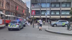 Dopravní kolaps v centru Prahy. Na Václavák přijeli pyrotechnici