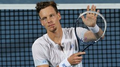 Berdych válí a v Dubaji už je v semifinále! Rosol na Federera nestačil