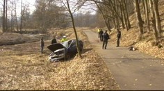 VIDEO: Opilí jeli v autě po CYKLOSTEZCE! Jeden ZEMŘEL!
