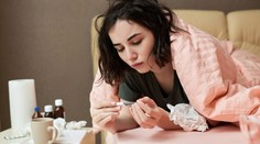 Česku hrozí chřipková epidemie. Letos přijde dřív než obvykle, varuje Prymula