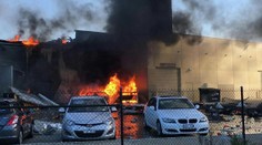Malé letadlo trefilo obchodní centrum! Pět lidí nepřežilo! VIDEO