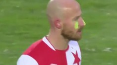 Nefér fanoušek oslňoval Stocha laserem! Co na to Sparta?