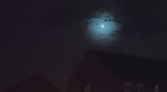 Kolem Země prolétl obrovský meteor. Byl i slyšet, tvrdí svědci