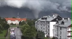 Ničivé tornádo zabilo v Polsku muže (†60), dalších deset lidí zranilo