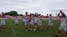 Drama v Argentině. Po šarvátce fanoušků byl postřelen hostující trenér