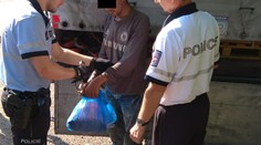 Uprchlíci, které našli v kamionu, mají smůlu! Vrátíme je zpět