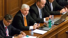 Rusnokovi ministři si chystají party za 200 tisíc. Z našich peněz