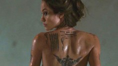 Angelina Jolie ukázala černý zadek