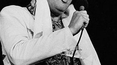 Elvis Presley byl Rom, tvrdí Britové studentům